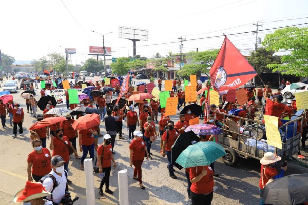 ¡Vacunas ya!, demandan 16 sindicatos de la zona norte