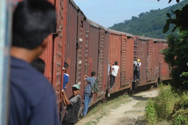 México deportó más de 24 mil hondureños en seis meses