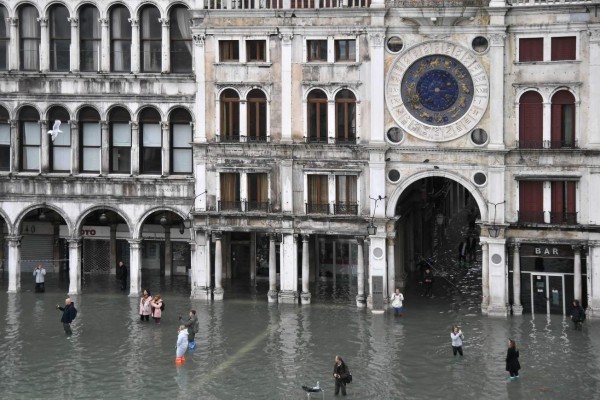 Desastre en Venecia por severas inundaciones que dejan dos muertos