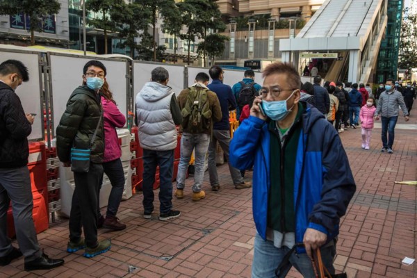 El saldo de muertos por la epidemia de un nuevo coronavirus en China se elevó el viernes a 259.