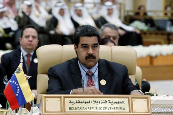 Piden investigar a Maduro por crímenes de lesa humanidad