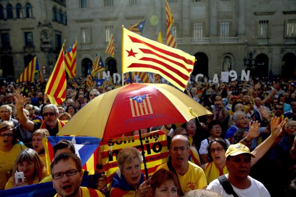 Suspendida cautelarmente la consulta independentista en Cataluña