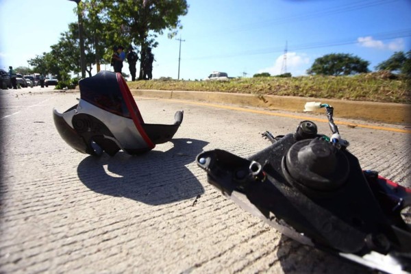 Muere motociclista tras impactar contra un rótulo en San Manuel, Cortés
