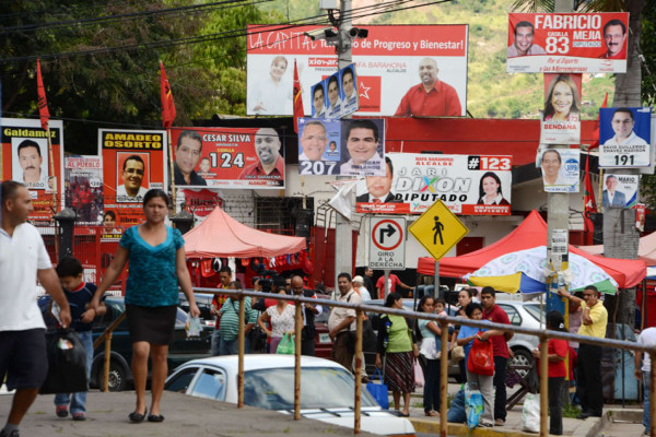 Honduras a las urnas dividida y bajo las balas del crimen organizado