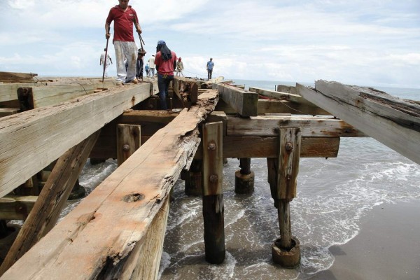 Convierten antigua zona fiscal de La Ceiba en paseo turístico