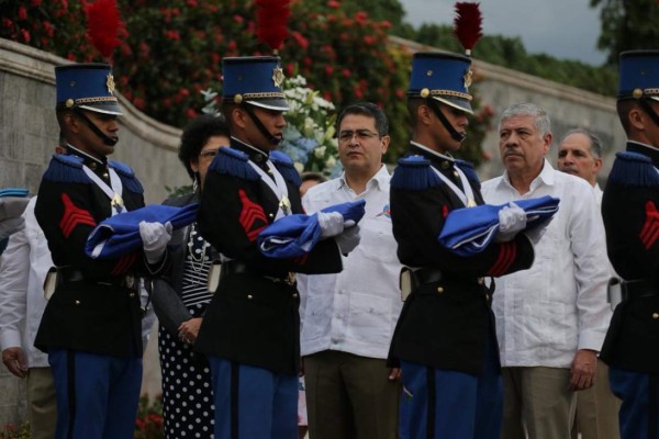 Presidente Hernández destaca progreso de Honduras en el 197 aniversario de Independencia