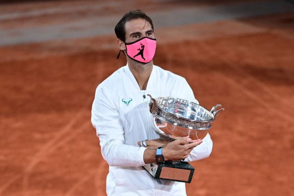 Rafa Nadal destroza a Djokovic y hace historia al conquistar otro Roland Garros