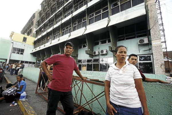 Así burlaron la seguridad del Hospital Escuela falsos médicos