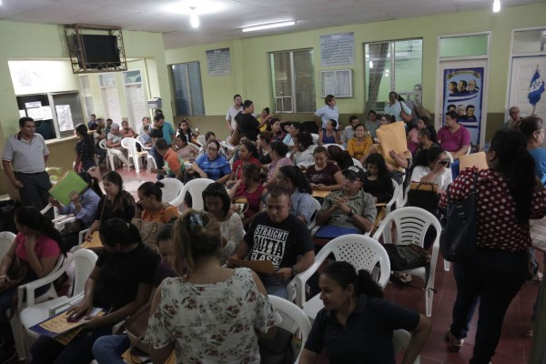 Más de 3,000 maestros de Cortés participarán en el concurso de plazas