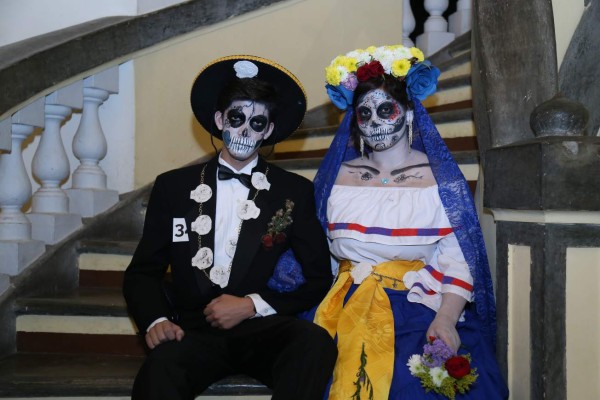 Embajada de México celebra concurso de catrinas