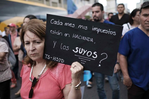 Costa Rica: Miles de trabajadores protestan contra reforma tributaria