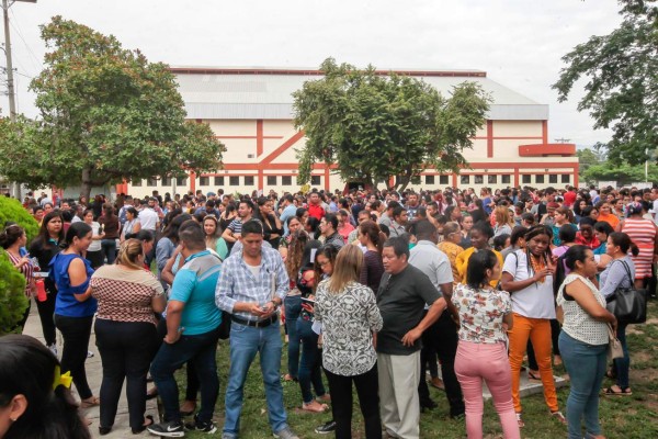 Proponen bajar de 75 a 70% el índice de aprobación de examen