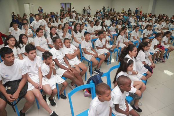 Fundación Diunsa clausura con éxito programa 'formando campeones 2019”