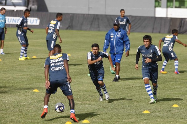 Cuatro legionarios confirmados con Honduras para la Copa Uncaf