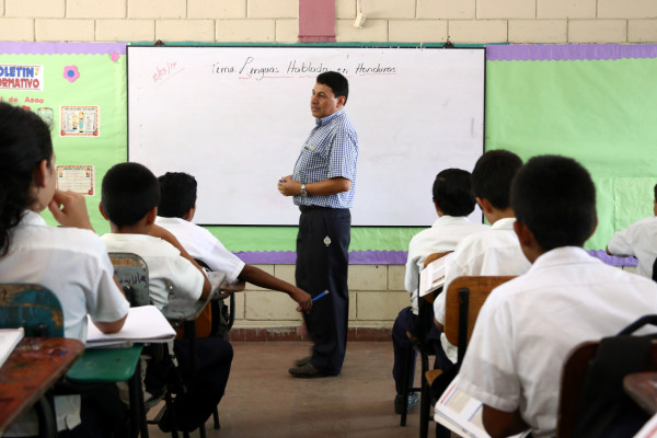 Faltan maestros en 86 centros escolares en San Pedro Sula