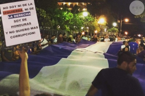 Hondureños en Miami marchan contra la corrupción