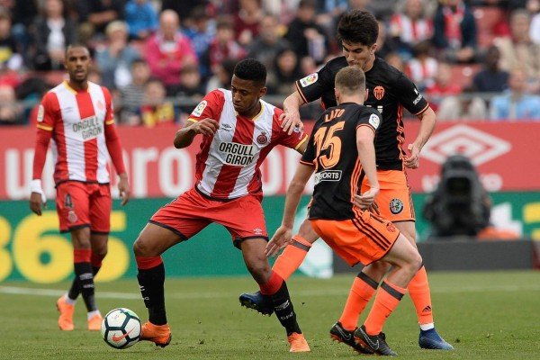 Girona sufre dura derrota ante Valencia con 'Choco' Lozano titular