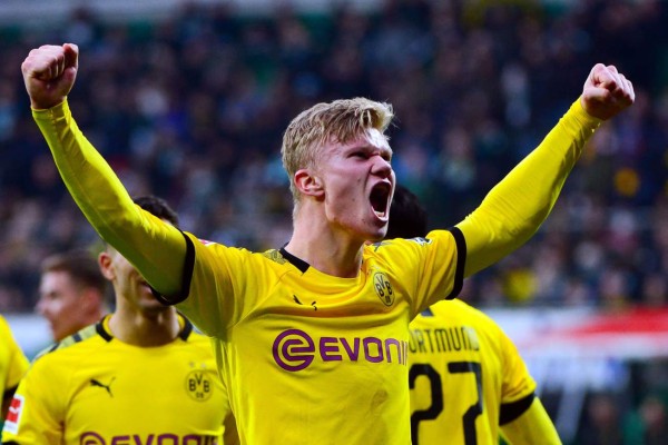 Erling Haaland sigue 'on fire', firma un récord y Borussia Dortmund suma nuevo triunfo