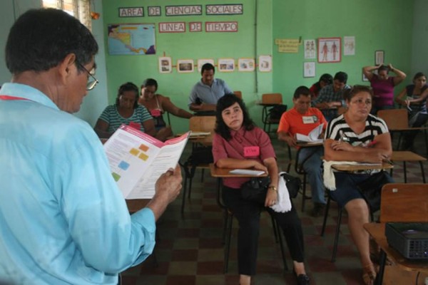 En proceso de cambio las escuelas normales de Honduras