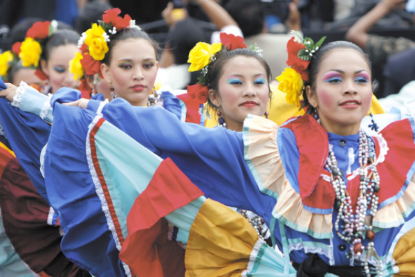 Fiesta cívica en traspaso de mando