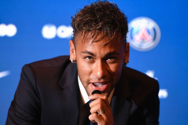 Neymar y su fichaje por el PSG: 'Quería un reto más grande para mi carrera'