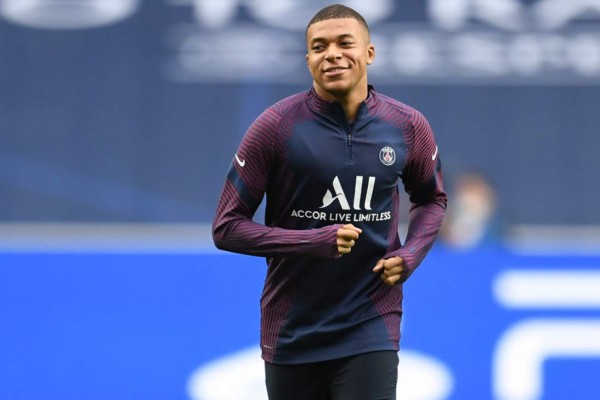 Entrenador del PSG anuncia que Mbappé estará frente al Atalanta