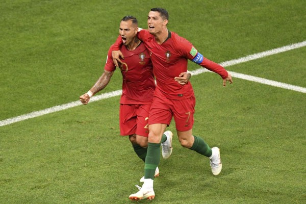 Portugal y Cristiano Ronaldo logran sufrida clasificación a octavos