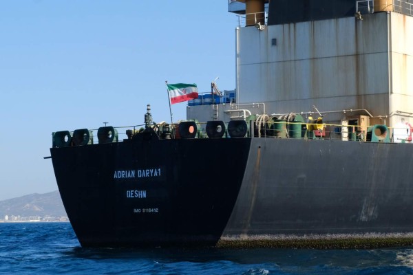 Irán advierte a EEUU contra captura de petrolero que zarpó de Gibraltar