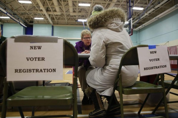 New Hampshire vota en primarias claves en EUA