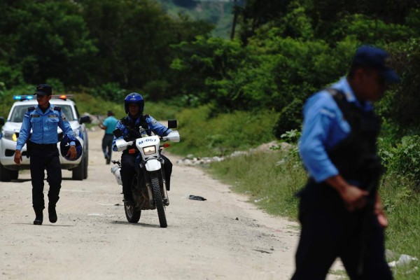 Dentro de un barril encuentran cuerpo de un joven en la San Martín