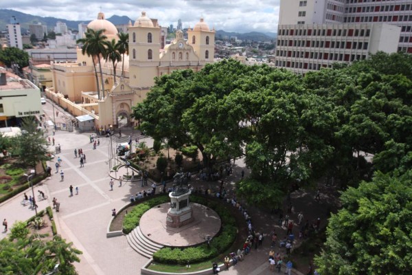 Tegucigalpa festeja 436 años con aires de modernidad