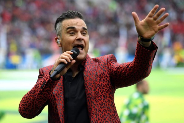 El gesto más comentado de Robbie Williams en la inauguración del Mundial de Rusia 2018