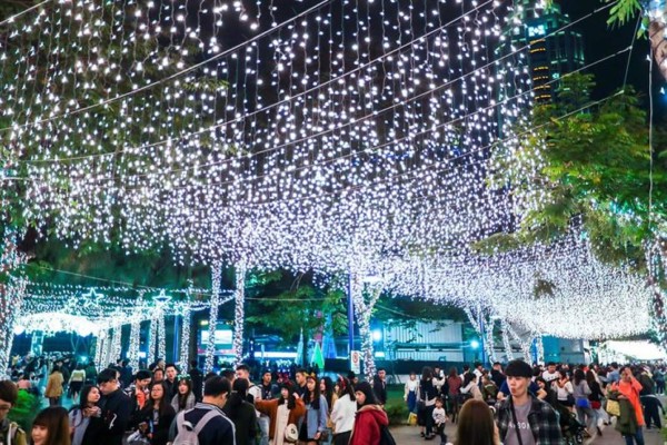 La Navidad 'Made in Taiwán': entre las rebajas y las celebraciones religiosas