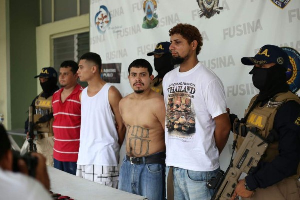 Capturan a cuatro supuestos pandilleros en La Lima