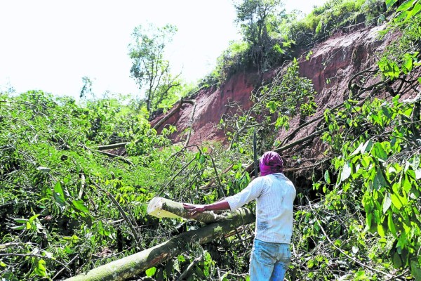 Honduras: Cierre parcial de la carretera CA-5 por derrumbe