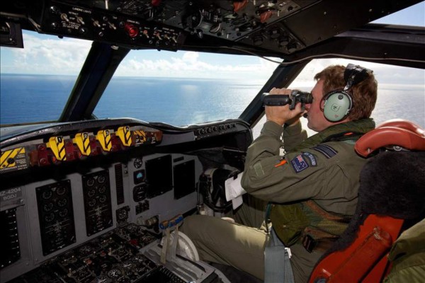 Sin señales de las cajas negras en últimas 24 horas del avión MH372
