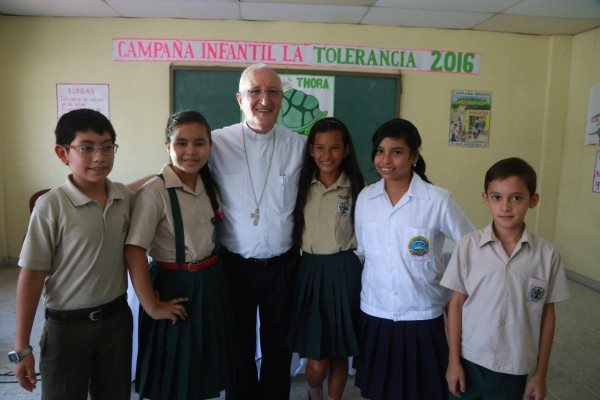 39 mil niños de centros educativos de San Pedro Sula participan en la campaña infantil