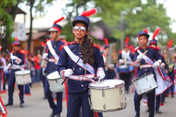 Estudiantes de San Pedro Sula, ovacionados por sus acrobacias