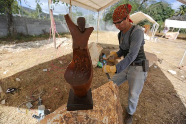 14 artistas de cinco países en II Simposio Internacional Escultura en Piedra