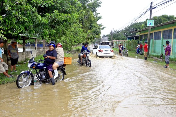 Chamelecón y la Rivera deben seguir alertas por crecida de ríos