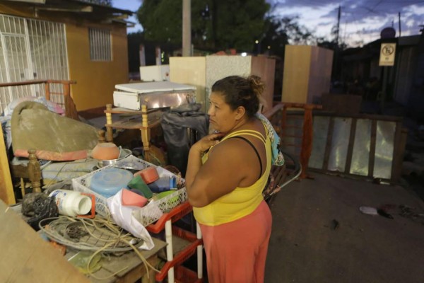 Nicaragua mantiene alerta roja por temor a nuevos sismos
