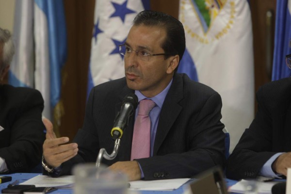 Reto del Gobierno es la sostenibilidad fiscal, dice Wilfredo Cerrato