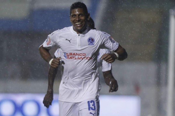 Carlo Costly revela que puede irse del Olimpia