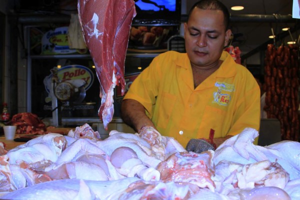 Sampedranos aumentan un 20% el consumo de pollo en diciembre