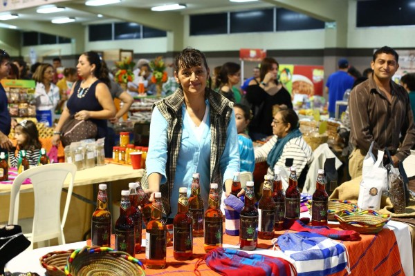 De La Esperanza y Copán vienen expositores al Bazar del Sábado