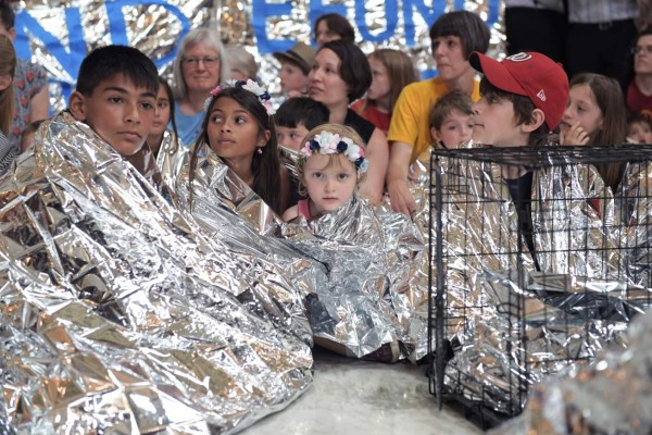 Niños piden ante Senado de EEUU acabar con las separaciones de familias migrantes