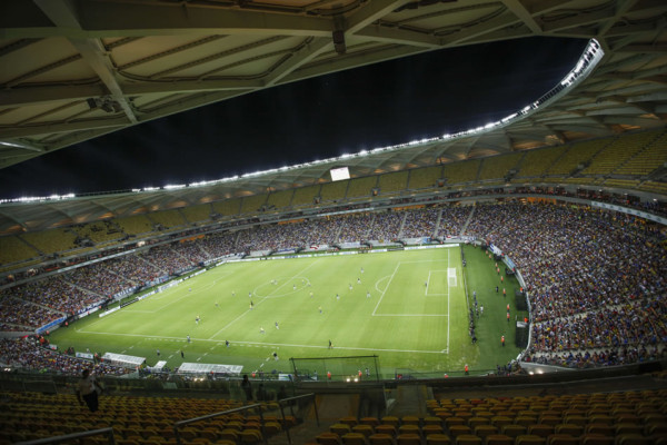 Brasil inaugura estadio donde jugará Honduras en el Mundial de 2014