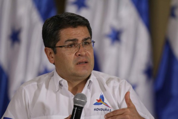 Nuevas y viejas caras van en fórmulas presidenciales en Honduras