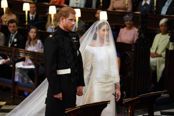 El príncipe Harry de Inglaterra contrajo matrimonio con Meghan Markle.