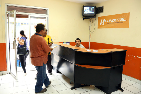 Hondutel reporta déficit de personal de mantenimiento